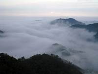 雲海翻騰2